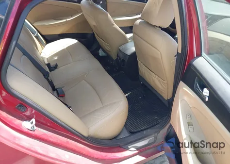 2013 Hyundai Sonata Limited z USA, uszkodzony, nr VIN 5NPEC4AC5DH682461